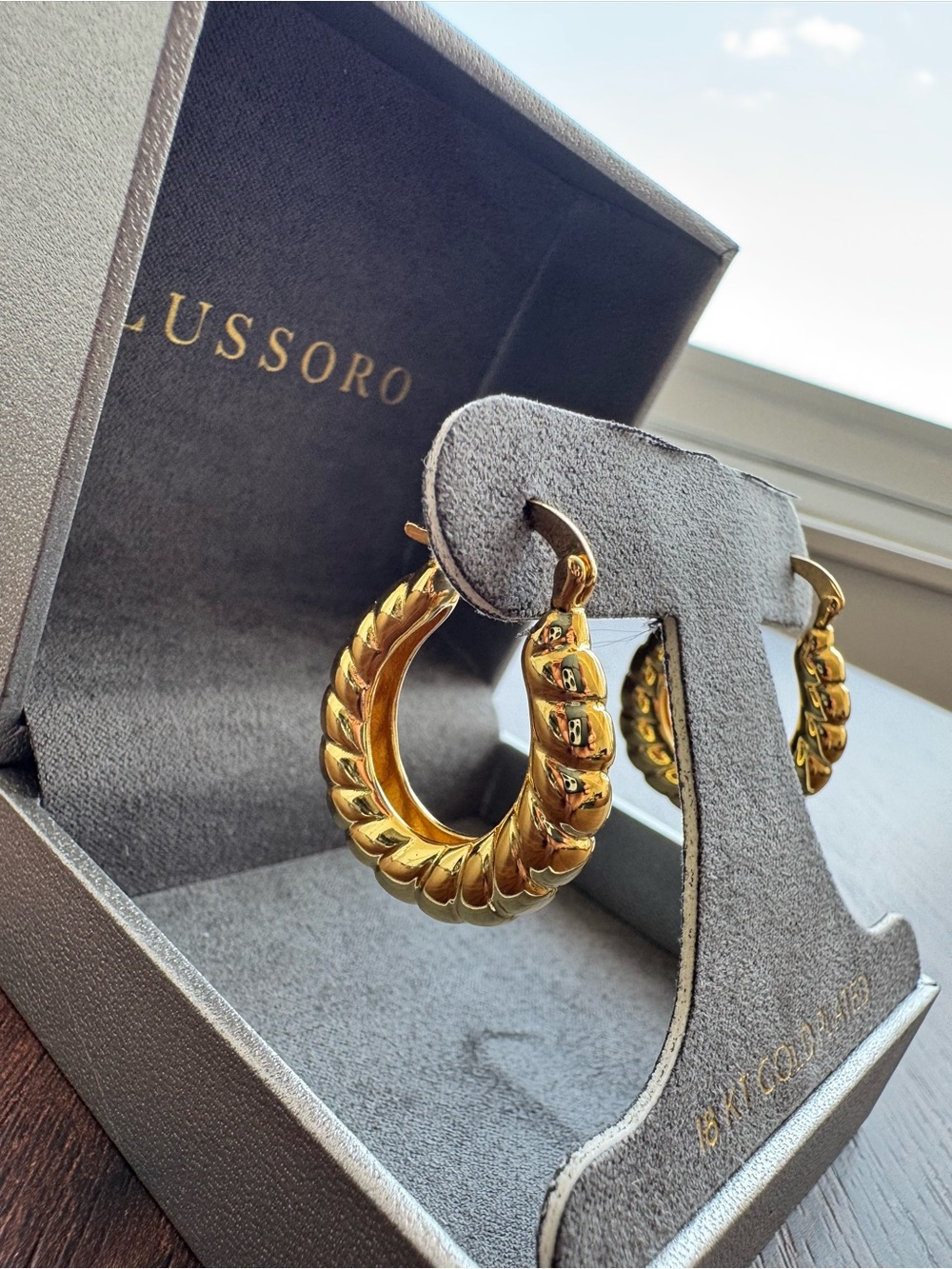 Nordstrom 1” Gold Sculpted Rope Hoop Earrings